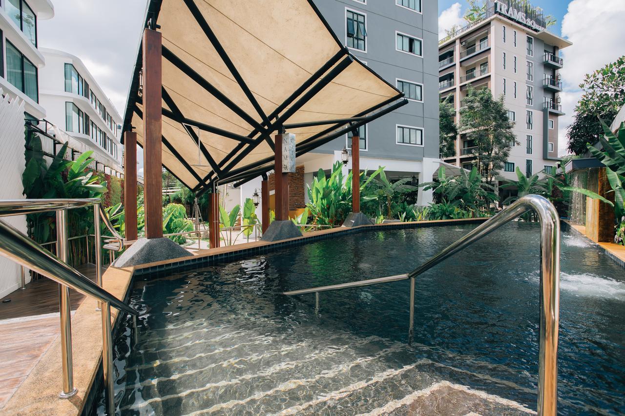 Icheck Inn Trams Square Chiang Mai Exteriör bild